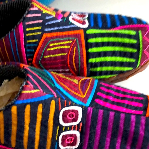 Artsan Authentic Kuna Molas - Handmade   -8.5-9 - Picture 12 of 13